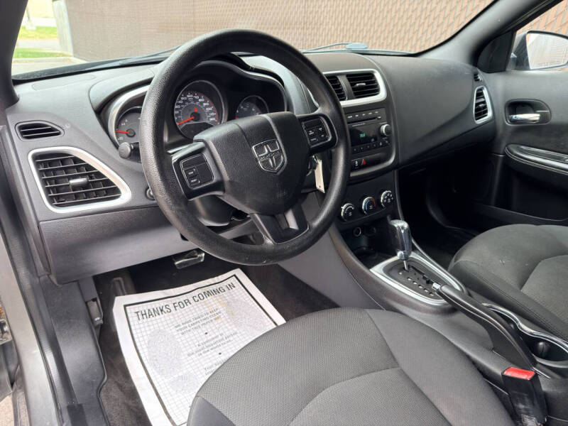 2012 Dodge Avenger SE