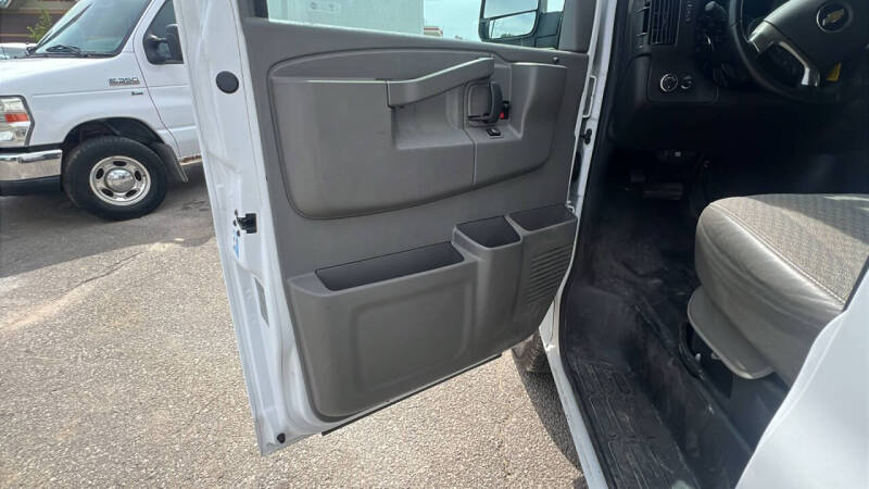 2019 Chevrolet Express 2500