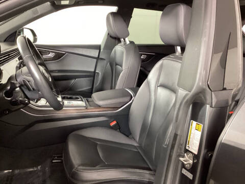 2019 Audi Q8 quattro Prestige 55 TFSI