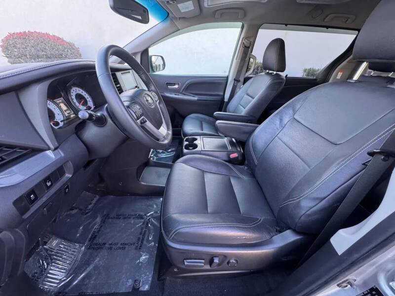2017 Toyota Sienna