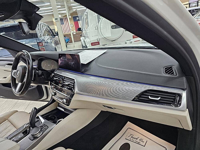 2019 BMW 5 Series 530e iPerformance