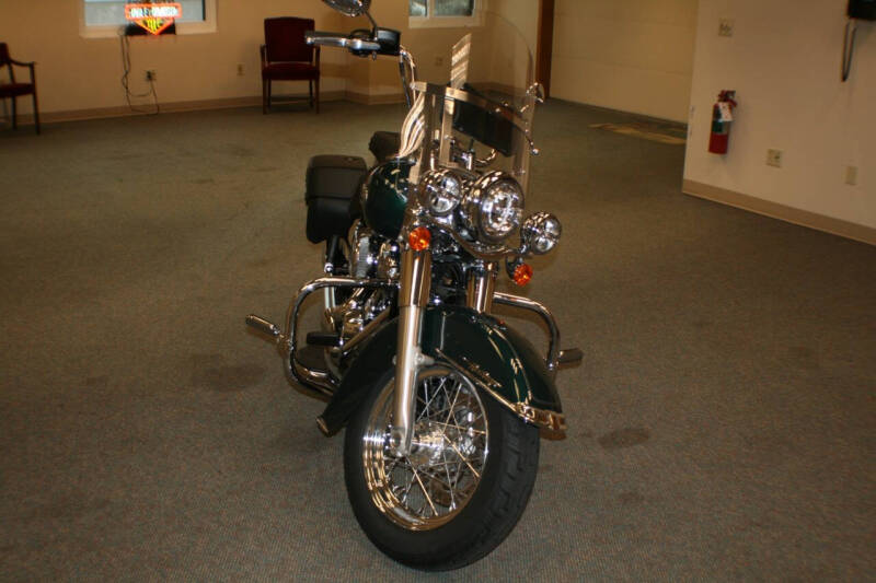 2024 Harley-Davidson FLHCS HERITAGE CLASSIC 114