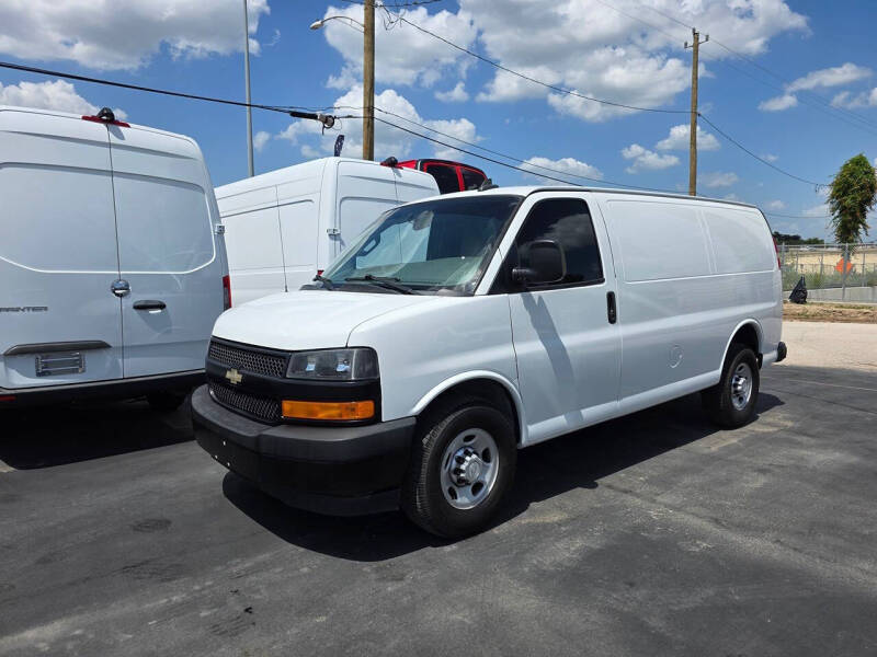 2018 Chevrolet Express 2500