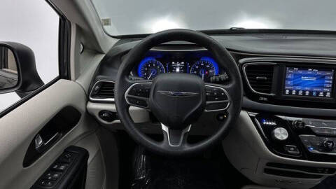 2019 Chrysler Pacifica LX