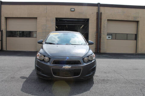 2013 Chevrolet Sonic LT Manual