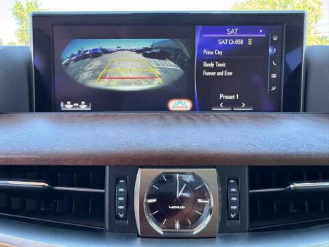 2020 Lexus LX 570 Two-Row