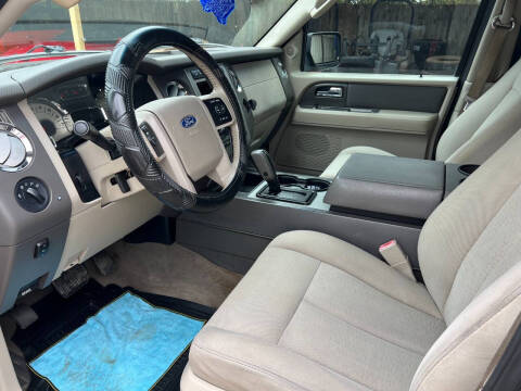 2011 Ford Expedition XLT