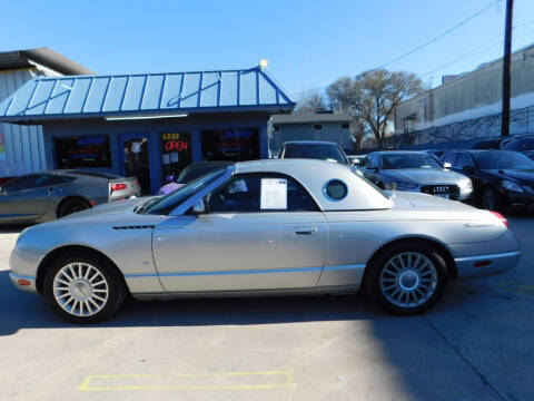 2004 Ford Thunderbird Deluxe