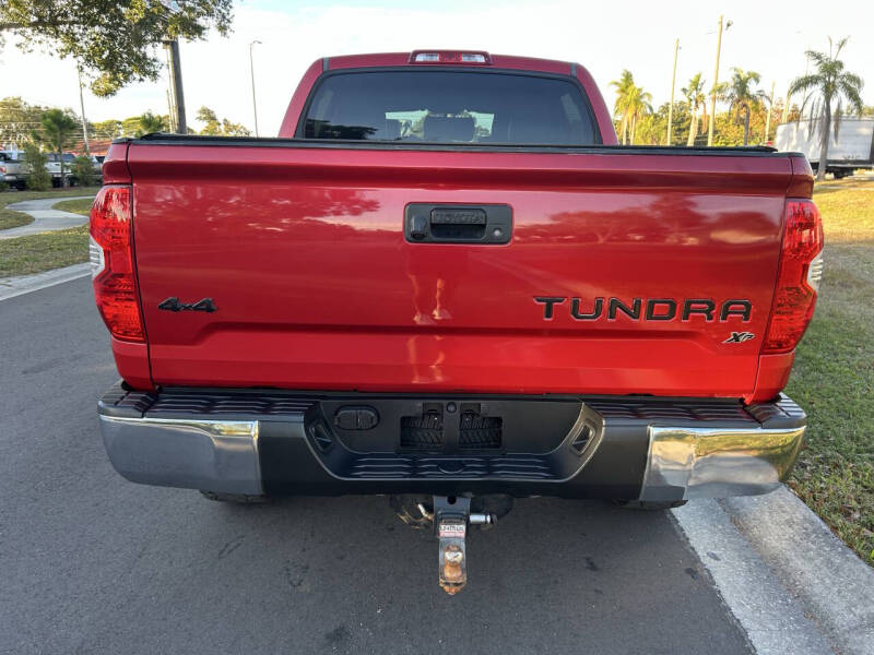2017 Toyota Tundra SR5
