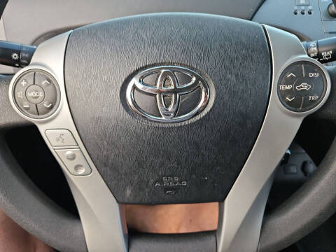 2015 Toyota Prius Three