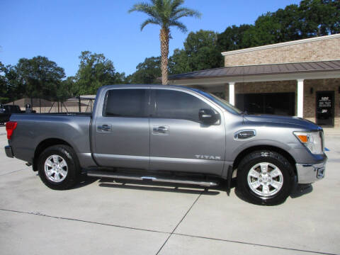 2017 Nissan Titan SV
