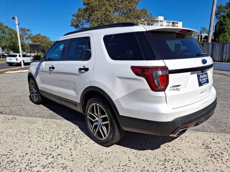2016 Ford Explorer Sport