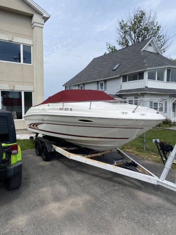 1998 Sea Ray 215 express cruiser