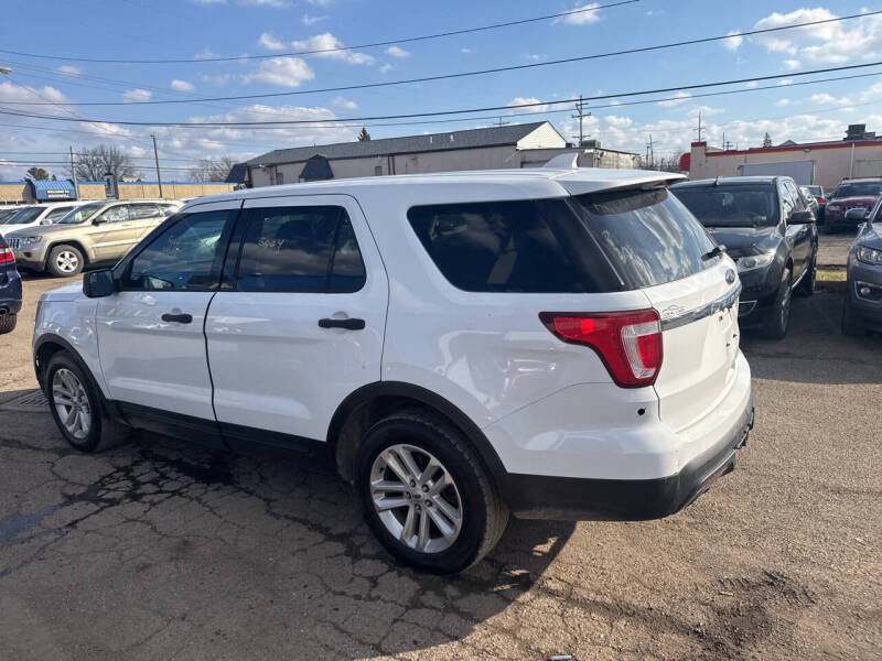 2017 Ford Explorer