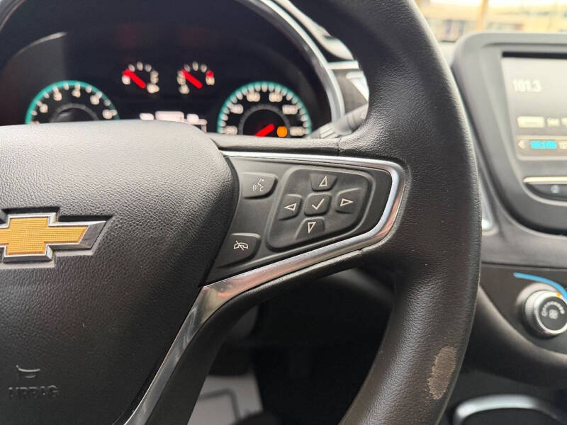 2017 Chevrolet Malibu LT