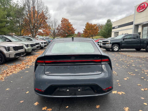 2023 Toyota Prius LE