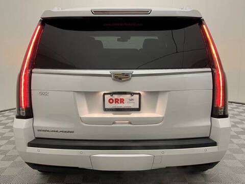 2020 Cadillac Escalade Luxury