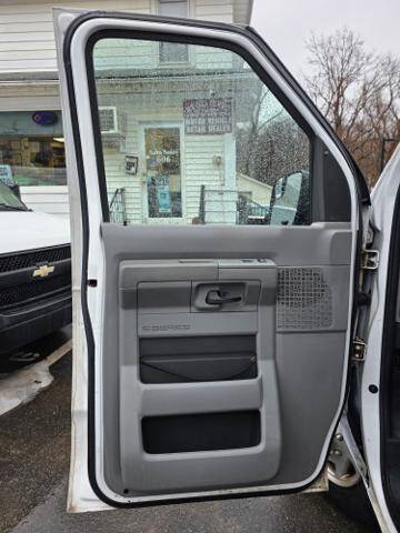 2012 Ford E-Series E-150