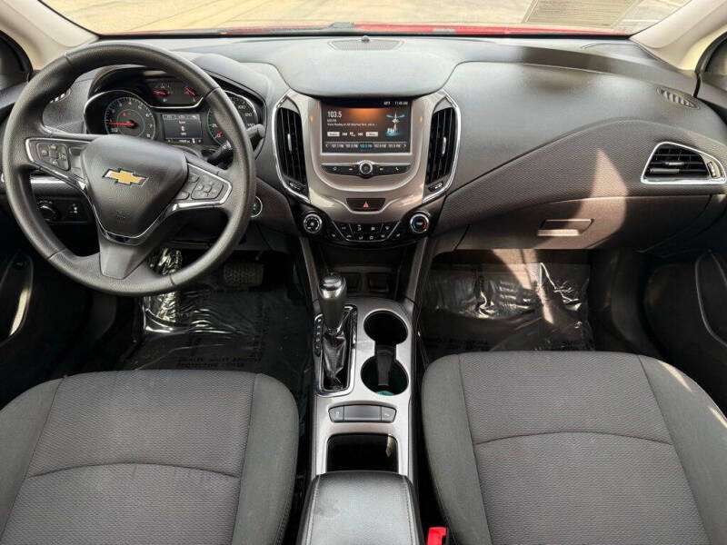 2018 Chevrolet Cruze LT Auto