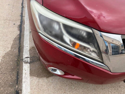 2015 Nissan Pathfinder SL
