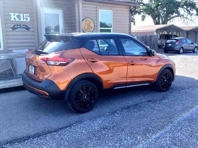2020 Nissan Kicks SR