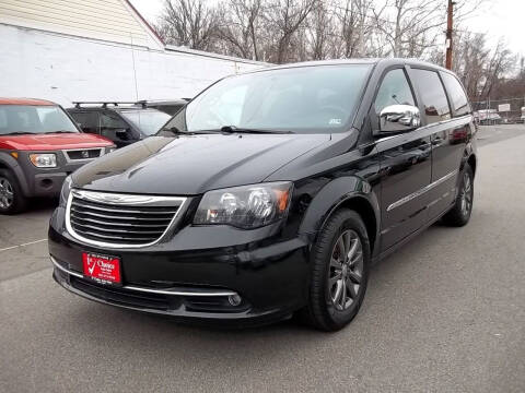 2015 Chrysler Town and Country for sale at 1st Choice Auto Sales in Fairfax VA