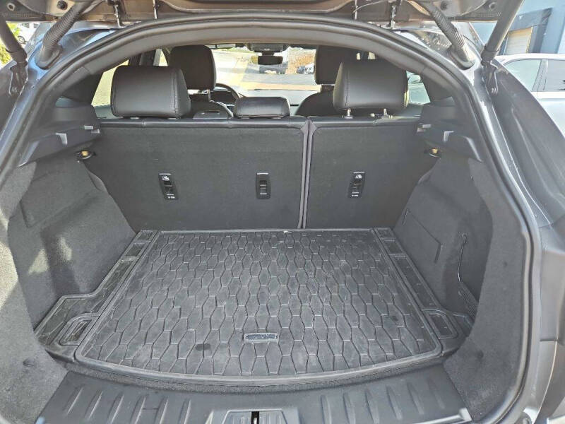 2020 Jaguar E-PACE P250 SE