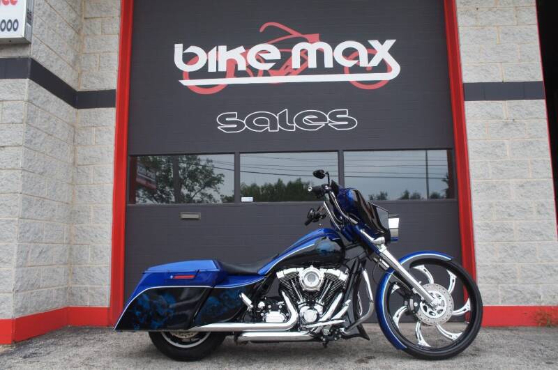 2012 Harley-Davidson Street Glide for sale at BIKEMAX, LLC in Palos Hills IL