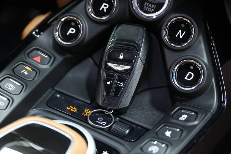 2019 Aston Martin Vantage