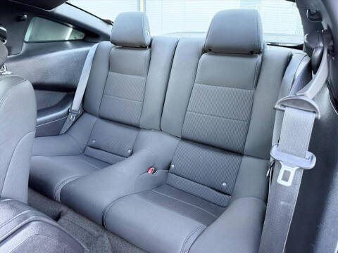 2014 Ford Mustang V6