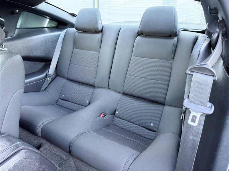 2014 Ford Mustang V6