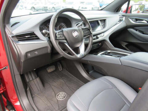 2023 Buick Enclave Essence