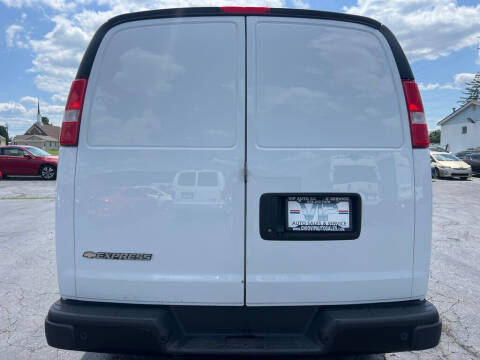 2018 Chevrolet Express 3500