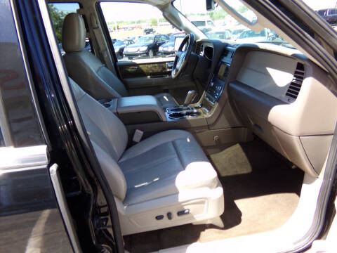 2016 Lincoln Navigator L Select