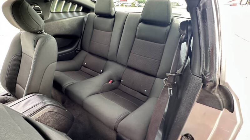 2014 Ford Mustang V6