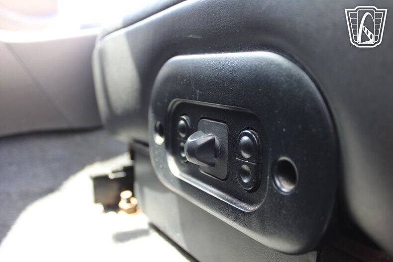 2002 Ford Mustang GT Deluxe