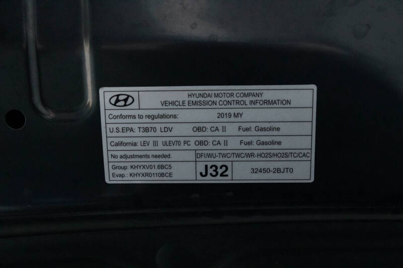 2019 Hyundai Veloster Turbo R-Spec