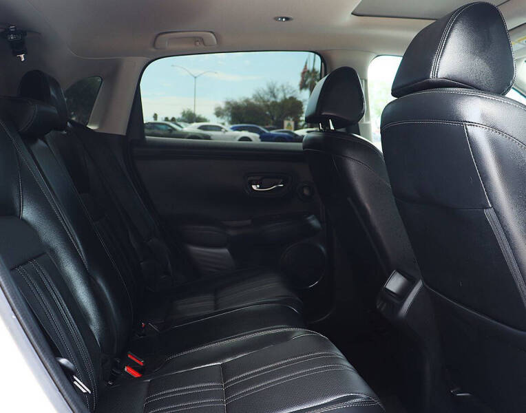 2023 Honda HR-V EX-L