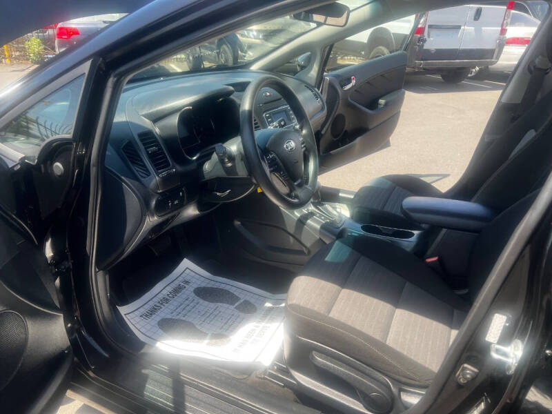 2016 Kia Forte5 LX