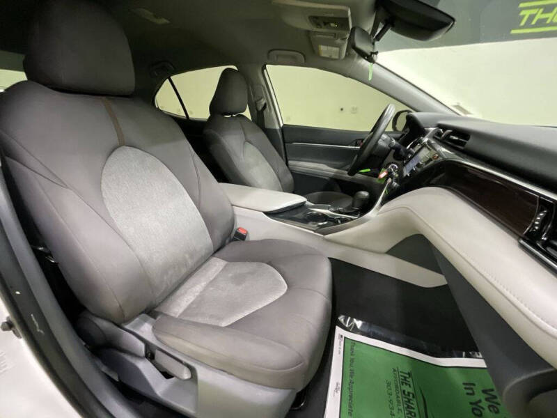 2019 Toyota Camry LE