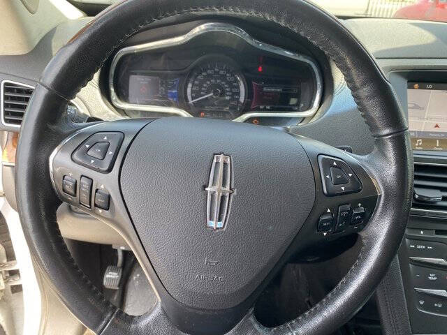 2019 Lincoln MKT Reserve