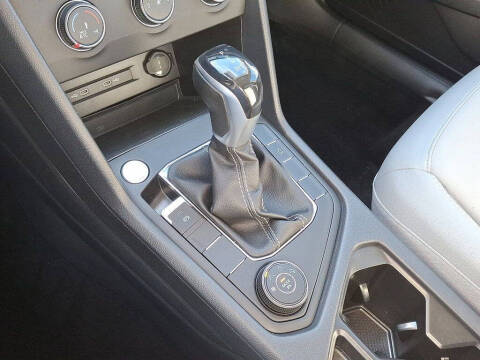 2022 Volkswagen Taos SE 4Motion