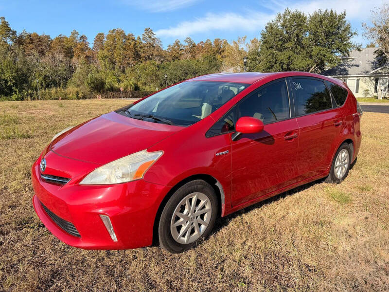 2013 Toyota Prius v Three