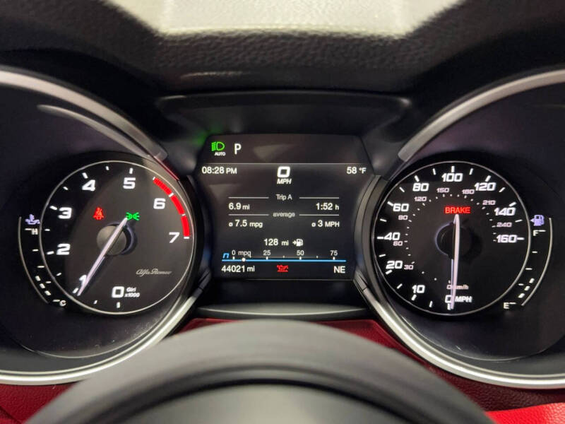 2020 Alfa Romeo Stelvio Sport