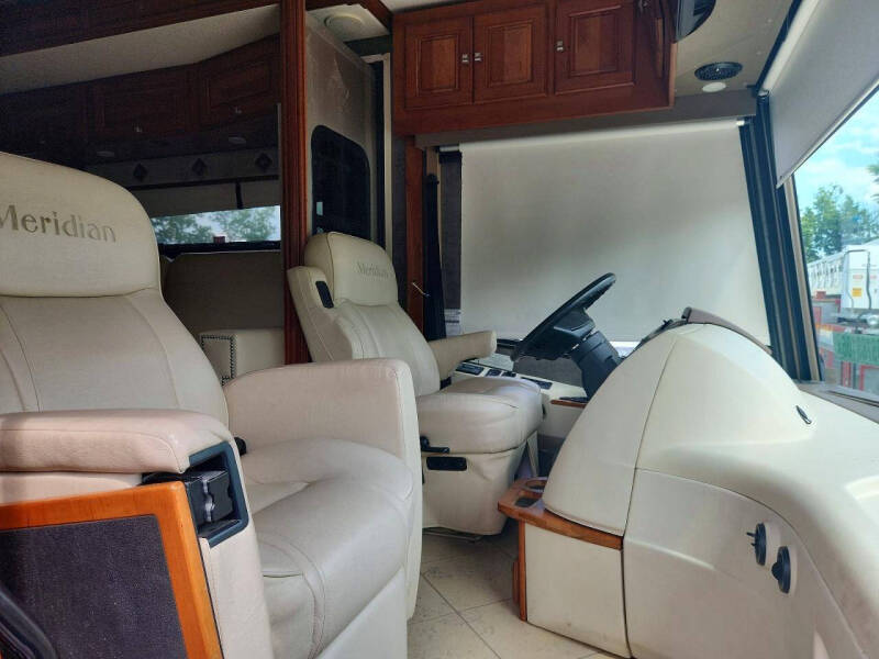 2014 Freightliner XCL Chassis