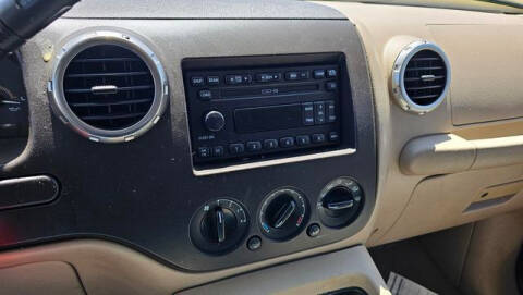 2003 Ford Expedition XLT