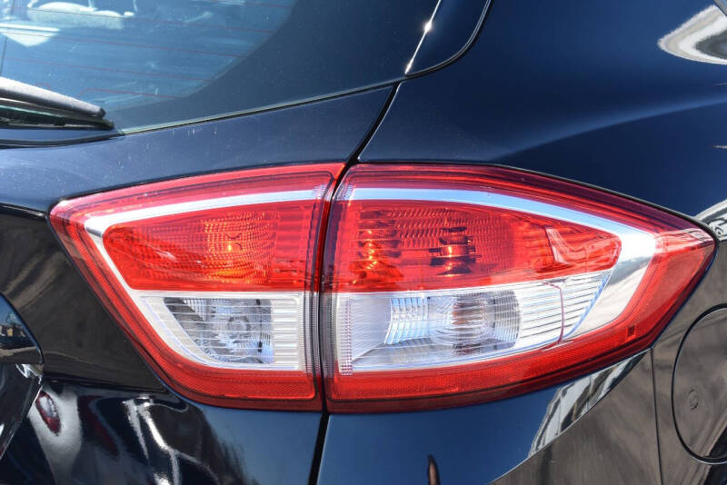 2017 Ford C-MAX Hybrid SE