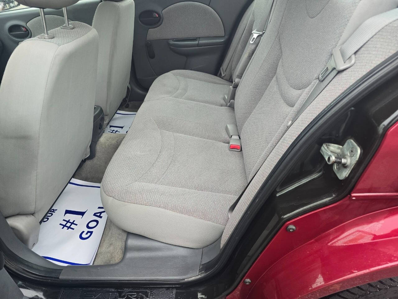 2004 Saturn Ion for sale at QUEENSGATE AUTO SALES in York, PA