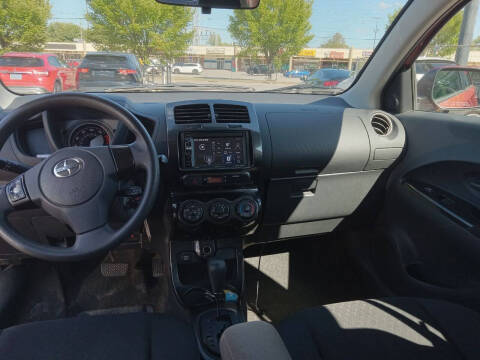 2010 Scion xD