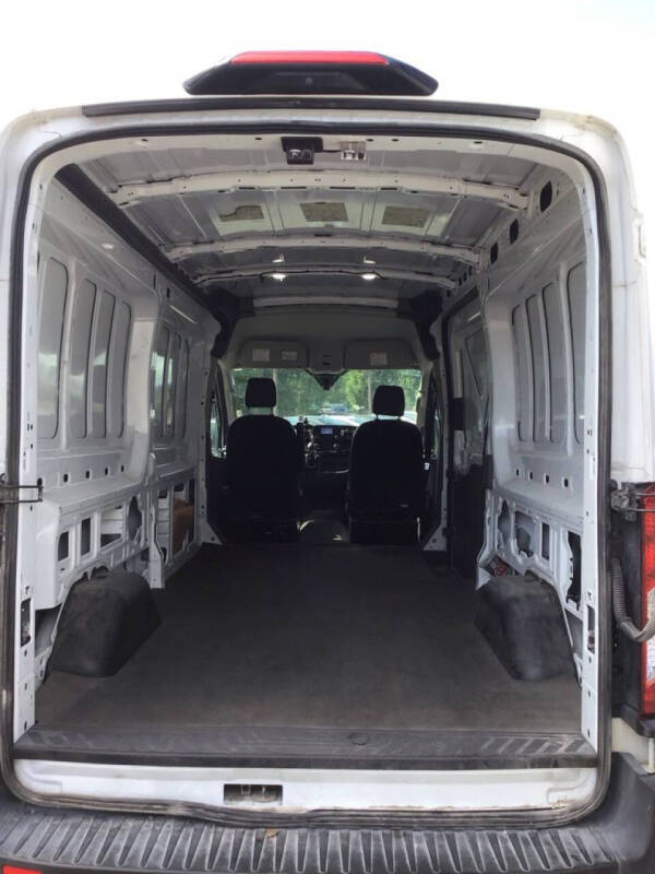2023 Ford Transit